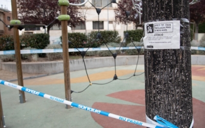 Imatge del parc infantil de la plaça de La Creu Alta | Roger Benet